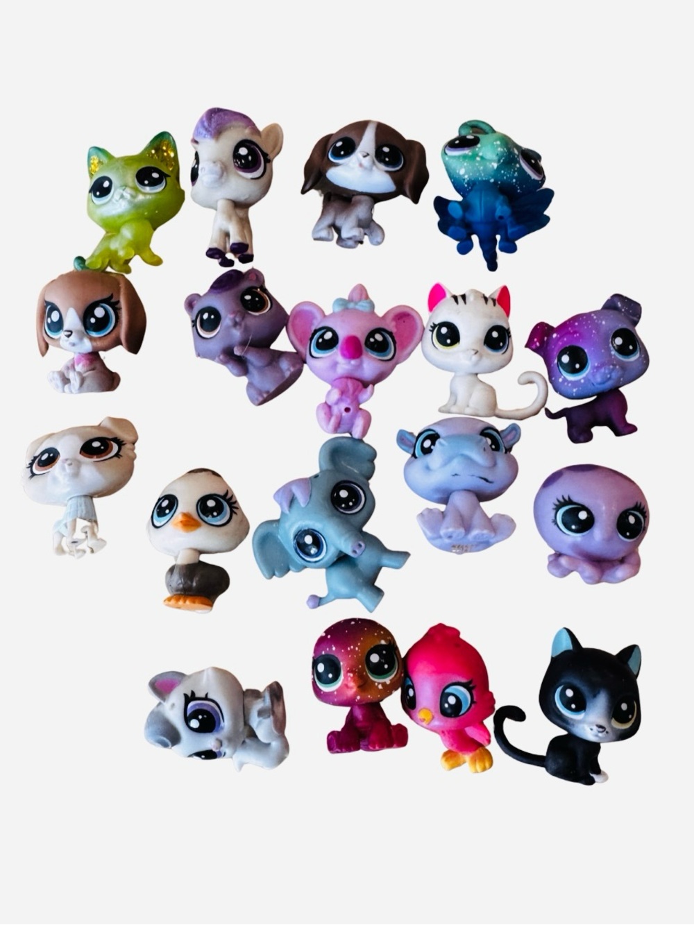 Littlest Pet Shop Mini Pets Lot of 18